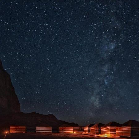 Wadi Rum Local Camp Extérieur photo