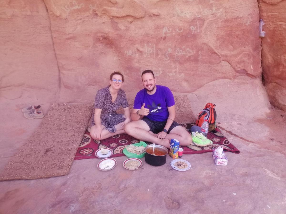 Wadi Rum Local Camp Extérieur photo