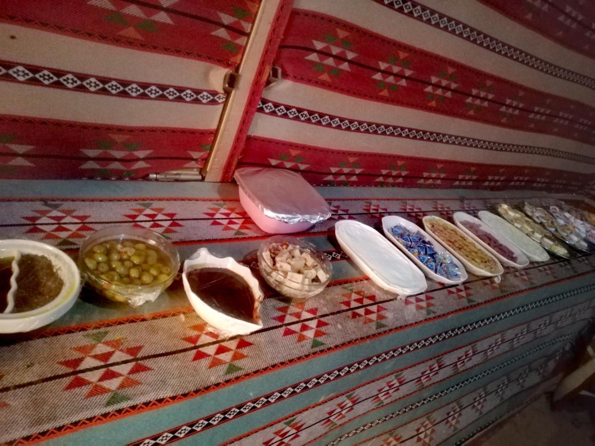 Wadi Rum Local Camp Extérieur photo
