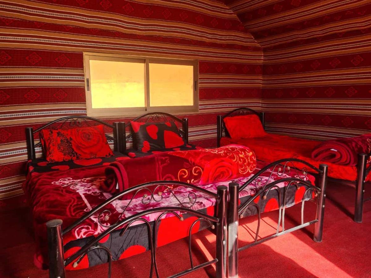 Wadi Rum Local Camp Extérieur photo